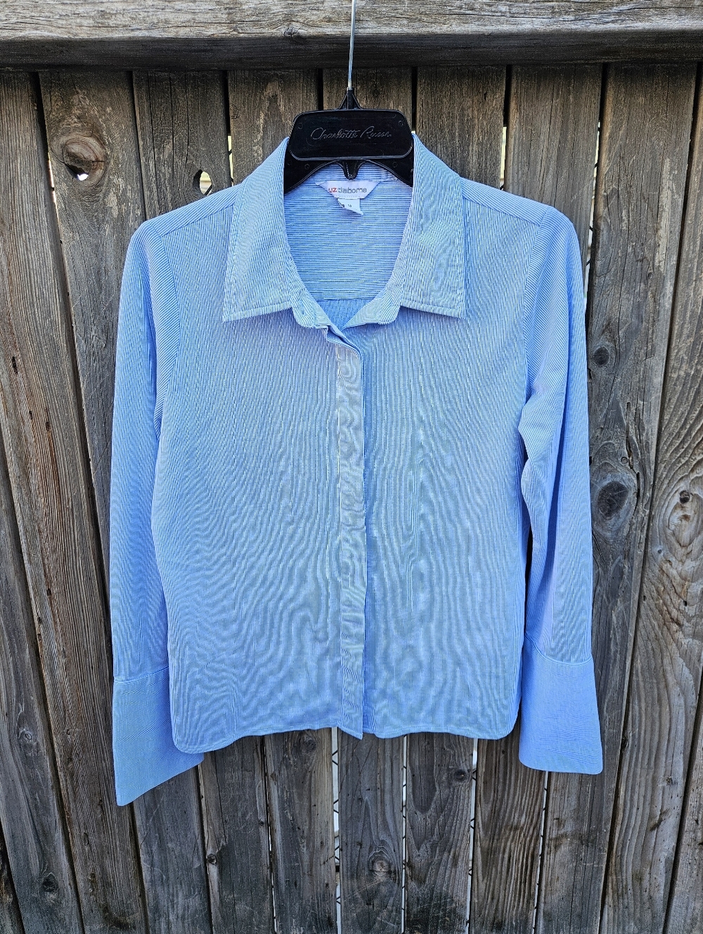 Liz Claiborne Pale Blue Collared Button-Up Blouse Women's Size M - Picture 5 of 16